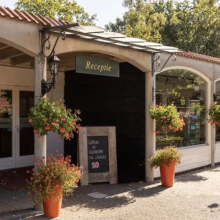 In Brabant With Garden & Bbq Дом отдыха